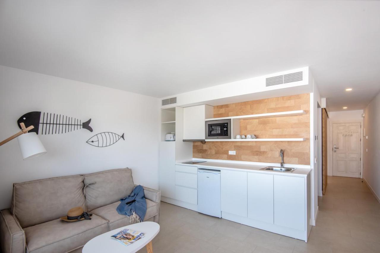 Apartamentos Top Secret Prestige Es Pujols - Formentera Vacaciones المظهر الخارجي الصورة