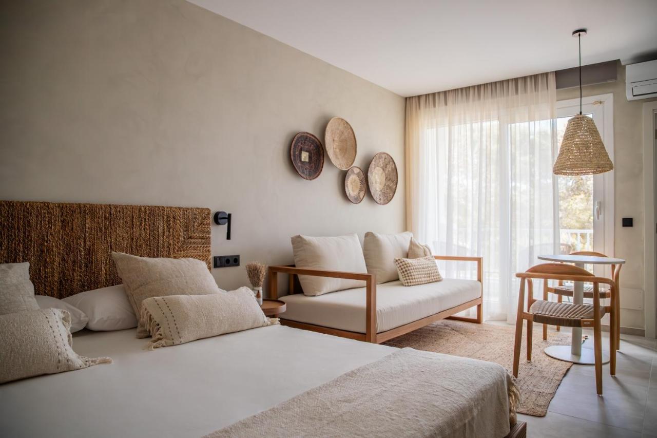 Apartamentos Top Secret Prestige Es Pujols - Formentera Vacaciones المظهر الخارجي الصورة