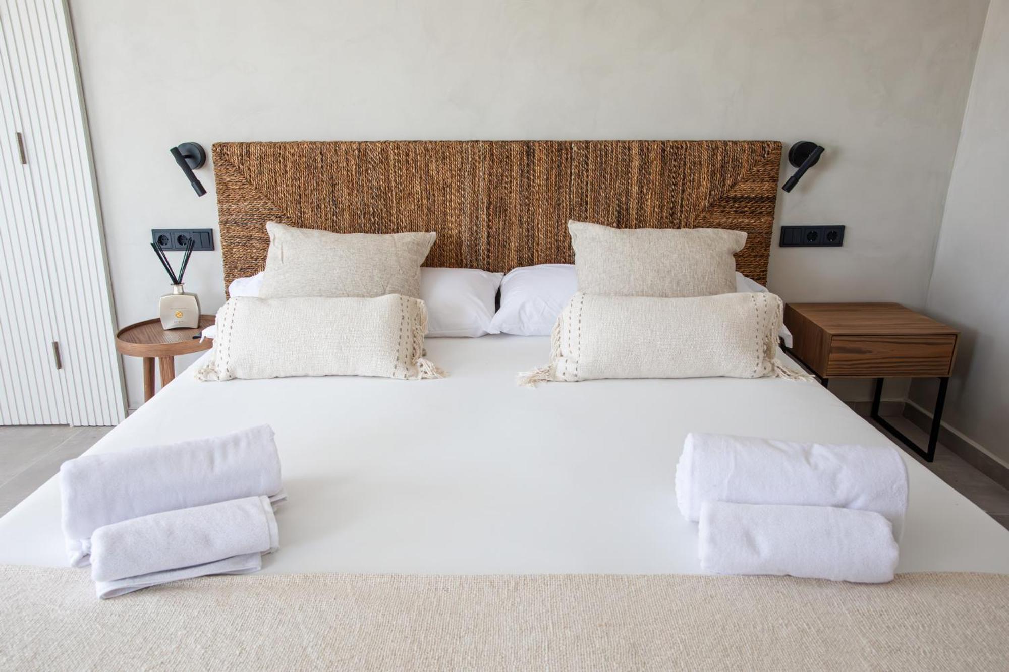Apartamentos Top Secret Prestige Es Pujols - Formentera Vacaciones المظهر الخارجي الصورة